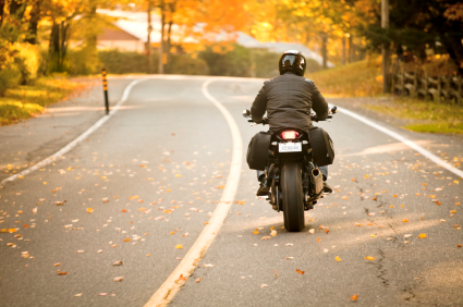 Thumbnail image for motorcyclistcountryroadiStock_000018067726XSmall.jpg